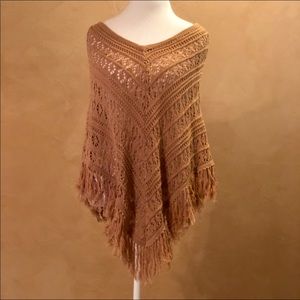 Boutique Forever 21 Tan Pullover Knit Shawl Small